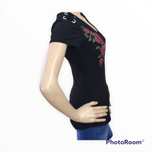 No Boundaries Top Sz S 3-5 ❤️💚🖤 - Picture 2 of 10